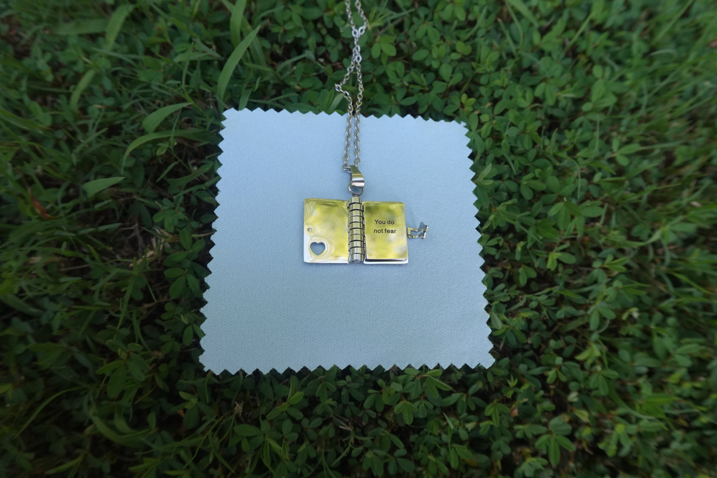 ACOTAR Quote Pendant